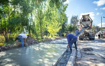 Comenzó la construcción de un parque lineal en Villa Alcira