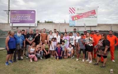 MAYRA EN LA INSTALACIÓN DE JUEGOS NUEVOS EN LA PLAZOLETA PAPA FRANCISCO