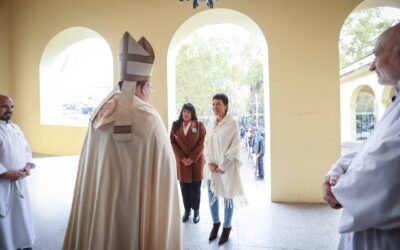 MAYRA Y EVA MIERI PARTICIPARON DEL TEDEUM EN LA CATEDRAL DE QUILMES POR EL 216° ANIVERSARIO DE LA REVOLUCIÓN DE MAYO